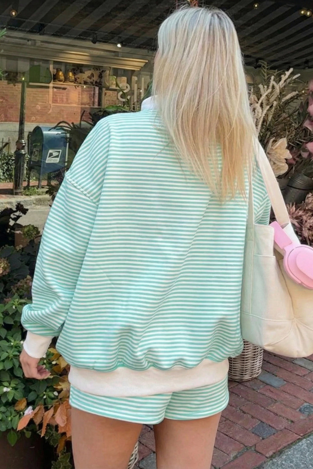 The Off-Duty Set